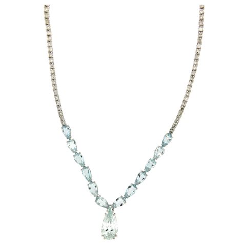 Handcraft Brazilian Aquamarine 18 Karat White Gold Diamonds Cocktail
