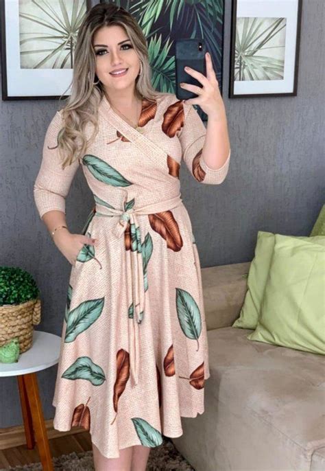 Vestido Midi Godê Transpassado Estampado Com Bolsinho Vestidos