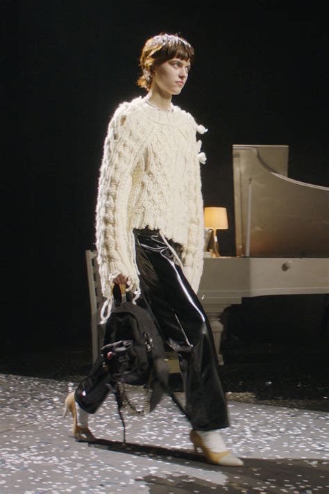 The 3 Sweater Trends We'll See Everywhere This Fall | Who What Wear