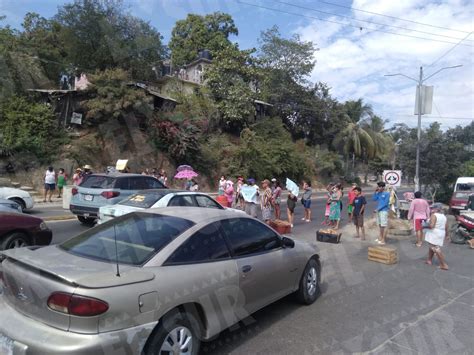 Bloquean En Paso Limonero Tienen Cinco Meses Sin Agua Denuncian El