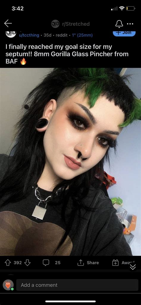 Pin By 𝕻𝖊𝖞𝖙𝖔𝖓 𝕶𝖆𝖙𝖍𝖗𝖞𝖓 On Fashion Inspo ੈ🕸‧₊˚ Alt Makeup Mod Hair