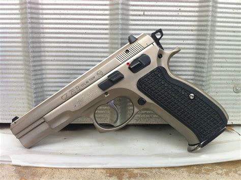 Cz 75b With Frag Pattern Carbon Fiber G10 Vz Grips Oc 2592x1936