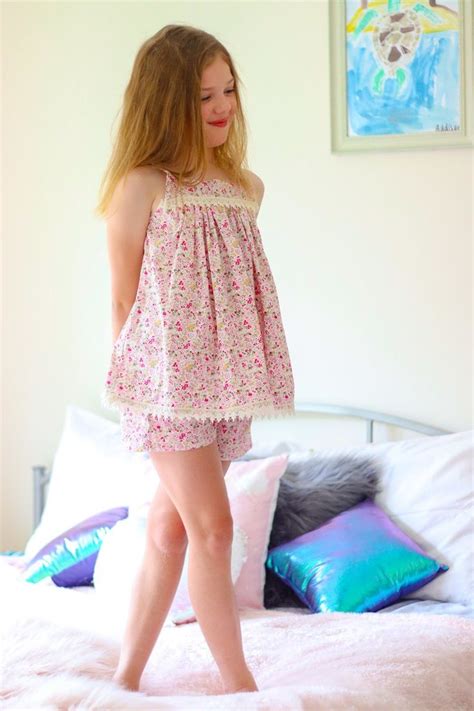 Pin En Kids Nightwear