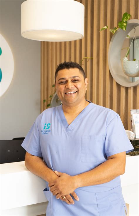 Dr. Mitesh Sanghavi – Incredible Smiles | Dentist | Cosmetic Dentist