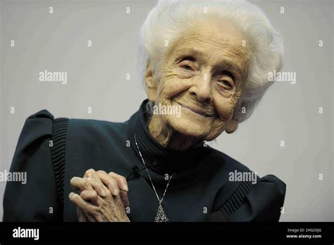 Nobel Prize Winner Rita Levi Montalcini With Students At Turin S