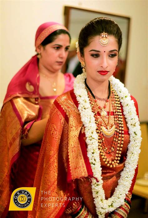 Traditional Coorg Wedding Travel Outfits Women Event Photography