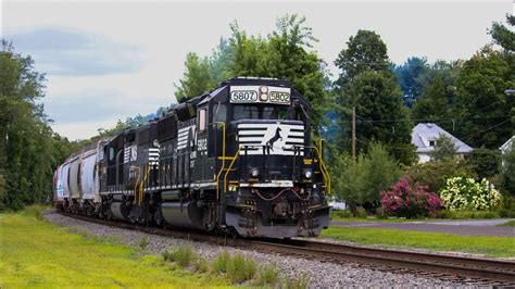 Daylight Southbound Csao Mi Through Sewell With Norfolk Southern Emd