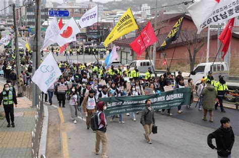 중도일보 충남 석탄화력발전소 폐쇄에 노동자 우리 삶까지 멈출 수 없다