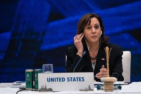 Us Vice President Kamala Harris Meets Chinas Xi Jinping