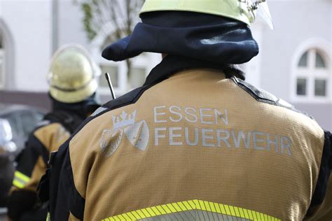 Fw E Rauchmelder Detektiert Brand In K Che Und Alarmiert Bewohner