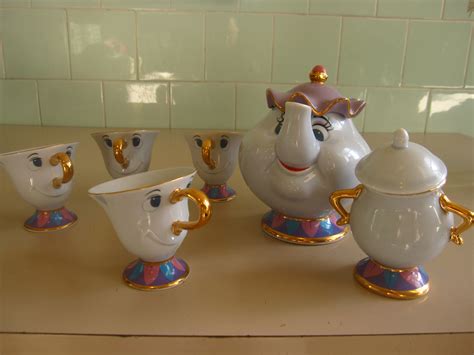 The Authentic Disney Parks Merchandise Blog: Beauty and the Beast Mrs. Potts Tea Set