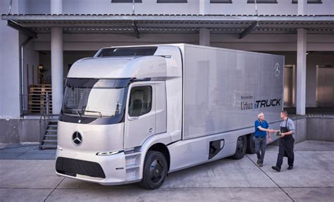 Mercedes D Voile Son Camion Eactros Lectrique Transport Info