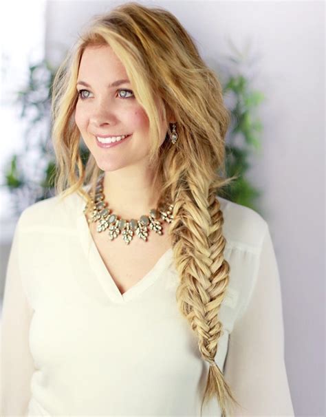 How To Fishtail Braid Super Easy Fishtail Braid Tutorial