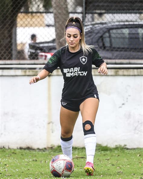 Segovinha Vive Affair Jogadora Do Time Feminino Do Botafogo Saiba