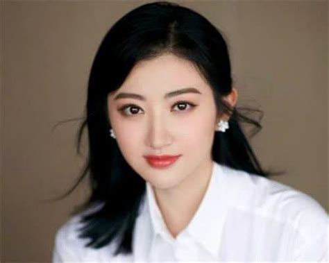 娱乐圈公认的4大美女，个个都美若天仙，美丽动人娱乐圈女星影都新浪新闻