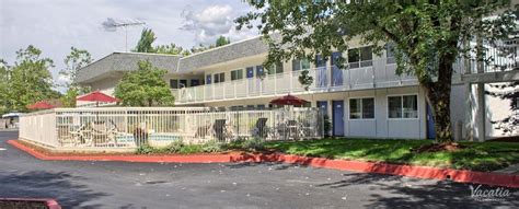 Motel 6 Seattle East - Issaquah | Seattle Hotels in Washington