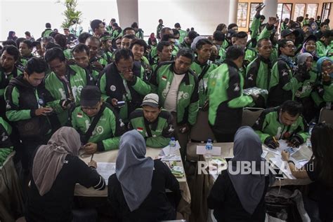 Bayar Rp 16 800 Per Bulan Driver Gojek Ditanggung Asuransi Republika