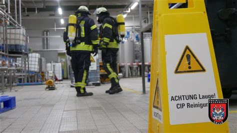 Einsatzübung Austritt Gefahrgut Freiw Feuerwehr Celle