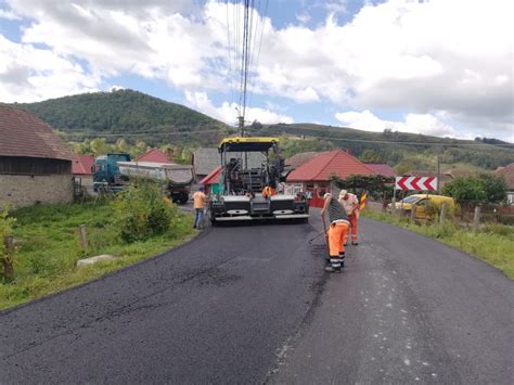 Ziua De Cluj Se Asfalteaz Un Nou Drum Jude Ean Din Cluj Ti E