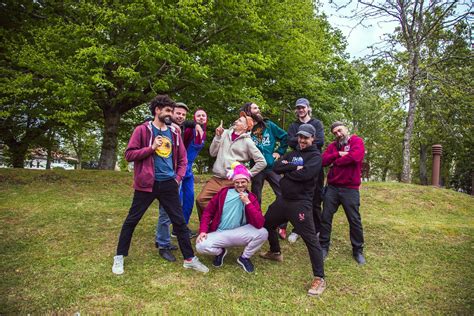 L interview décalée des P tits Fils de Jeanine en concert aux Écuries de Baroja d Anglet à