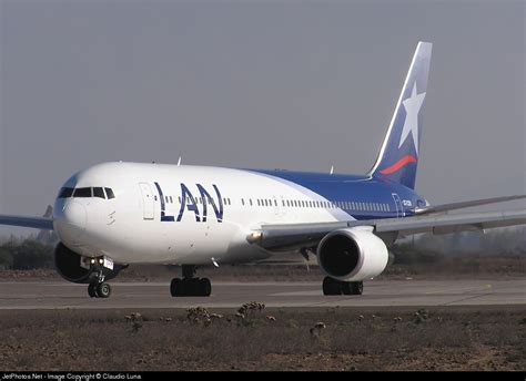 CC CZW Boeing 767 316 ER LAN Airlines Claudio Luna JetPhotos