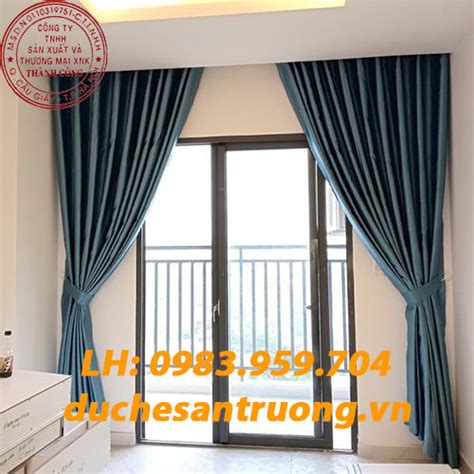 rem cua  chong nang du che san truong