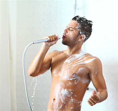 Singing Shower Banco De Fotos E Imágenes De Stock Istock