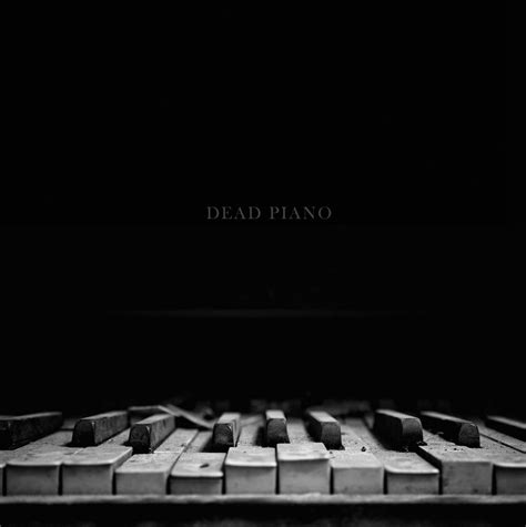 Dead Piano Deison