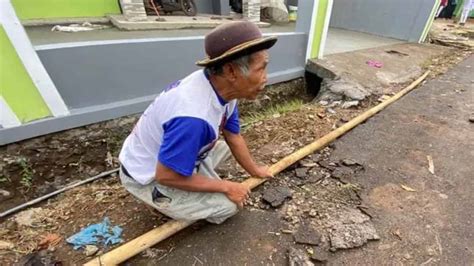 Belum Sepekan Jalan Penghubung Di Bandung Barat Kembali Rusak