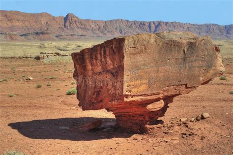 Roca Equilibrada Parque Nacional De La Barranca De La Ca Ada Arizona