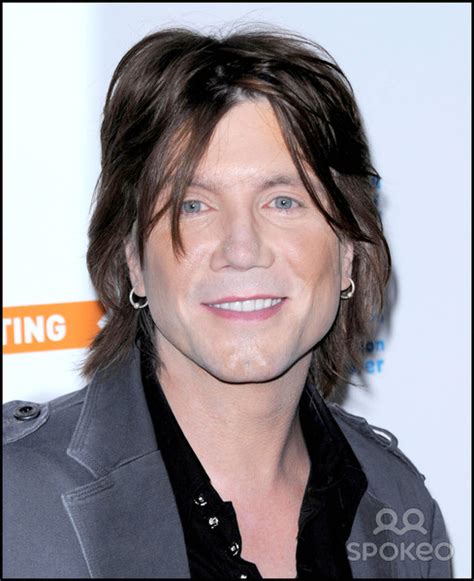 John Rzeznik 2025: Wife, net worth, tattoos, smoking & body facts - Taddlr