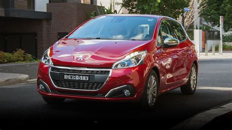 2018 Peugeot 208 Allure review - Drive