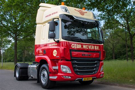 Transport Online Drie Nieuwe DAF Trekkers Voor Gebr Wever