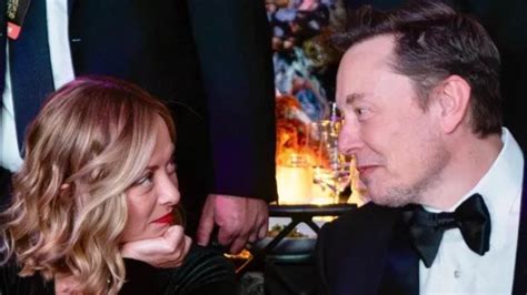 Migranti Musk Attacca I Giudici Di Roma E Sea Watch Una