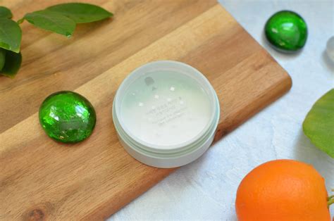 Innisfree No Sebum Mineral Powder Бесцветная матирующая рассыпчатая ...