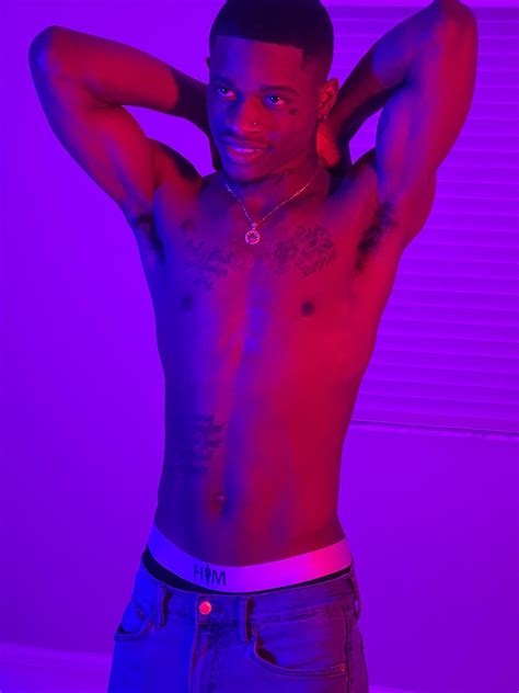 Damion DayskiThe Sex Doctor On Twitter Sex Symbol