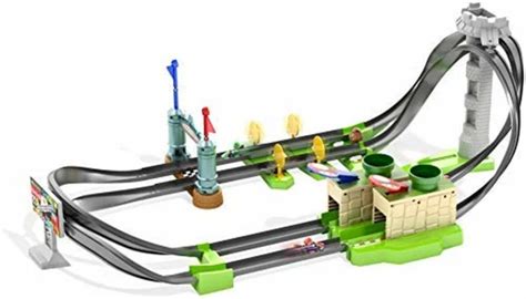 MATTEL HOT WHEEL HW Mario Kart Circuit Light Track Set GHK15 F S W Tracking NEW 85 93