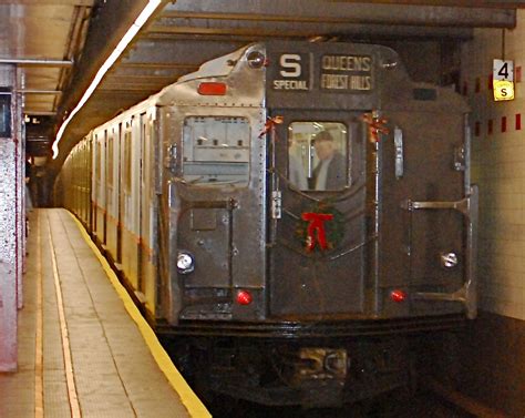 NYC NYC Nostalgia Train Ride For The Holidays 1930 S Vintage Subway