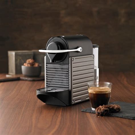 Nespresso Pixie Electric Titan Atelier Yuwa Ciao Jp