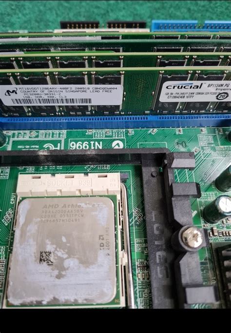 Se produkter som liknar Moderkort Processor Minnen på Tradera