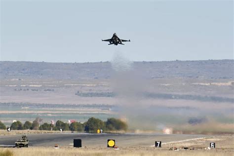 Volverás A Escuchar Cazas En El Cielo De Canarias Anuncian Maniobras Militares