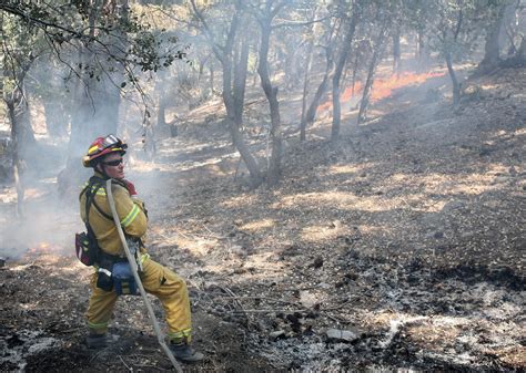 Un Incendio Cerca De Los Ngeles Obliga A Evacuar Personas