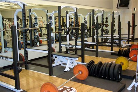 John Hersey High School Weight Room Installation | Power Lift