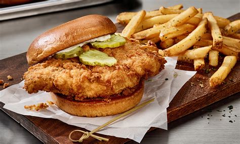 CLASSIC CHICKEN SANDWICH | Menu | Cheddar's Scratch Kitchen