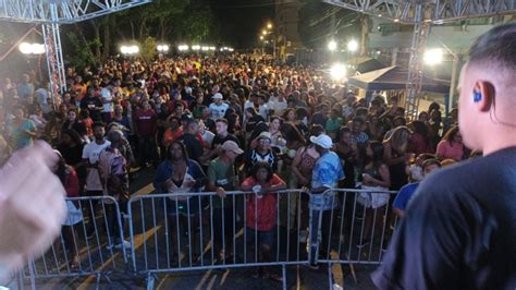 Samba do Calçadão reúne multidão em Barra Mansa Diário do Vale