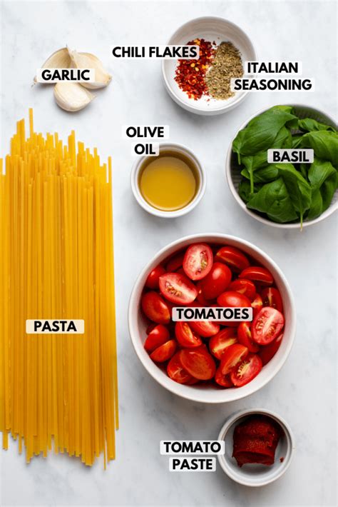 Spicy Tomato Basil Pasta Only 20 Minutes From My Bowl