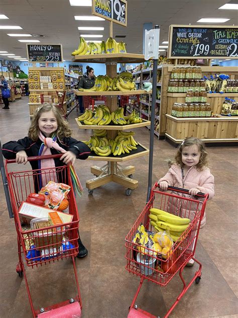 Shoppers in training block the beer aisle