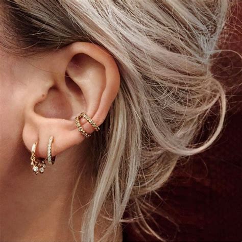 15 idées de piercings pour sublimer vos oreilles Ear jewelry Ear