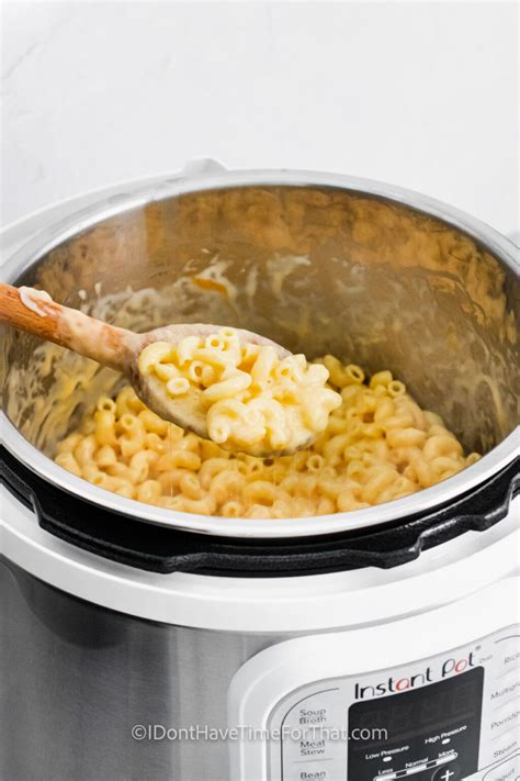 Instant Pot Macaroni and Cheese - I Don't Have Time For That!