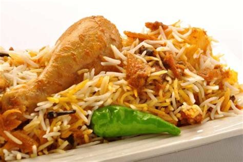 हैदराबादी चिकन बिरयानी Hyderabadi Chicken Biryani